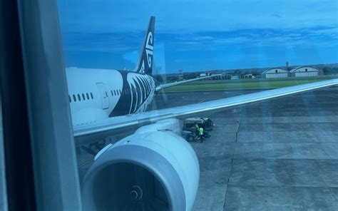Flight Review: Air New Zealand Premium Economy AKL to DPS, 777.